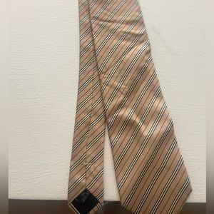 Burberry tie